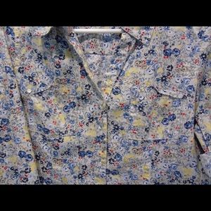3/4 sleeve floral button up